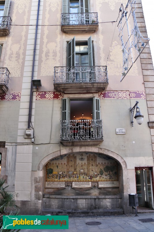 Barcelona - Casa Josefa Nadal. Façana Portaferrissa