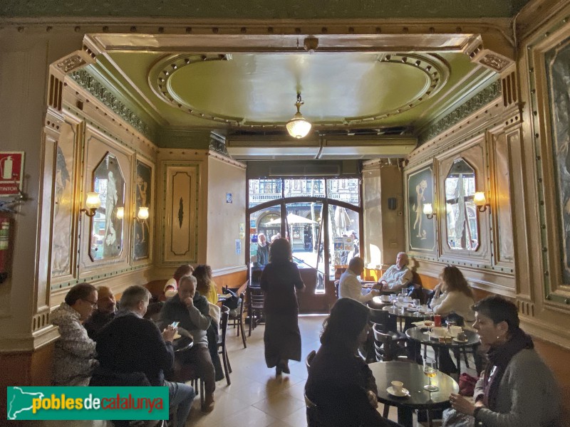 Barcelona - Cafè de l'Òpera (Foto: Albert Esteves, 2020) Barcelona - Cafè de l'Òpera