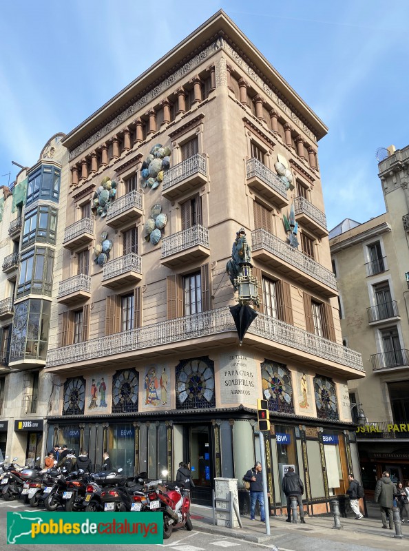 Barcelona - Casa Bruno Cuadros (Foto: Albert Esteves, 2020) Barcelona - Casa Bruno Cuadros