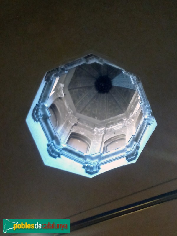 Barcelona - Hospital de la Santa Creu. Capella (Foto: Anna Corcoll, 2018) Barcelona - Hospital de la Santa Creu. Capella