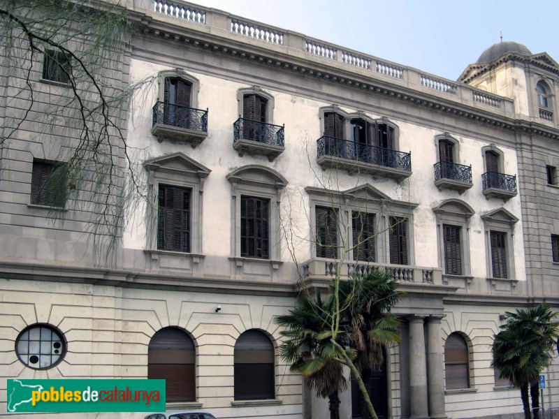 Barcelona - Escola Nàutica (Foto: Albert Esteves, 2006) Barcelona - Escola Nàutica