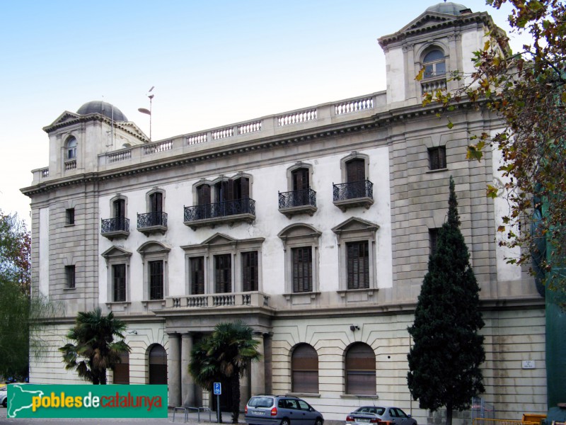 Barcelona - Escola Nàutica (Foto: Albert Esteves, 2006) Barcelona - Escola Nàutica