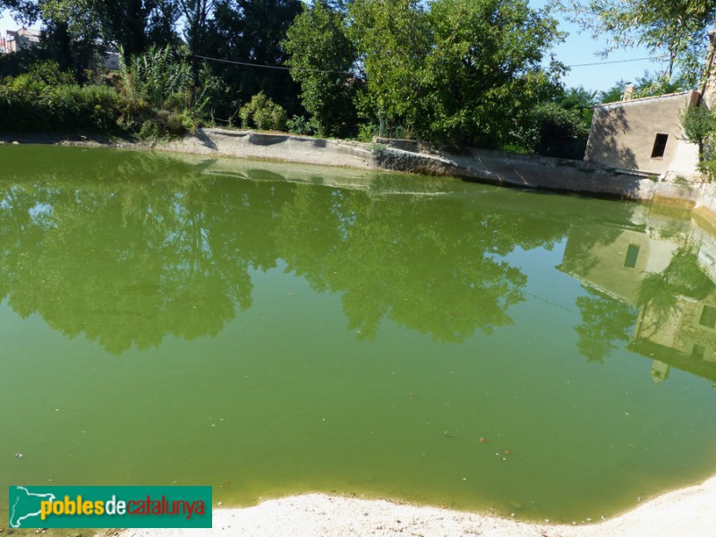 Folgueroles - Molí de La Codina. Bassa