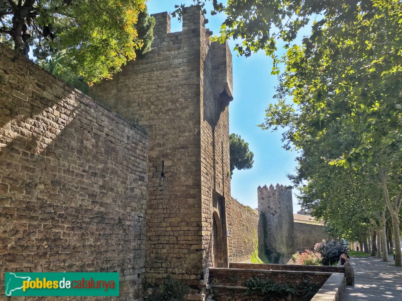 Barcelona - Muralla del segle XIV (Foto: Albert Esteves, 2020) Barcelona - Muralla del segle XIV