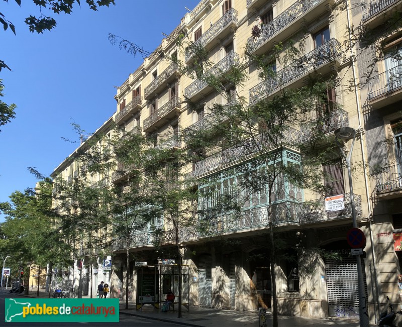 Barcelona - Carrer Trafalgar (Foto: Albert Esteves, 2020) Barcelona - Carrer Trafalgar