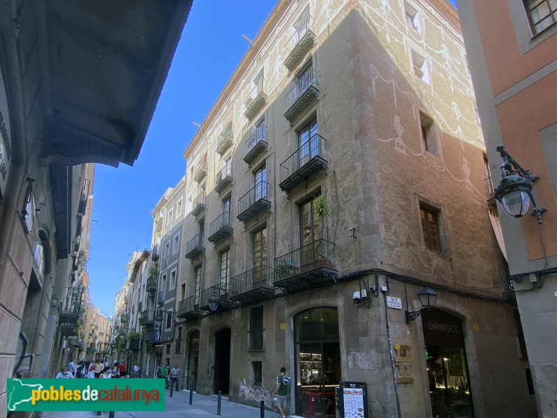 Barcelona - Carrer Sant Pere Més Alt (Foto: Albert Esteves, 2020) Barcelona - Carrer Sant Pere Més Alt