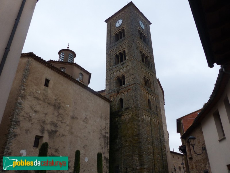 Taradell - Església de Sant Genís. Campanar romànic (Foto: Graciel·la Vidal, 2017) Taradell - Església de Sant Genís. Campanar romànic