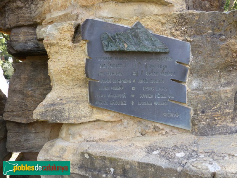 Taradell - Monument a l'Expedició a l'Everest (Foto: Graciel·la Vidal, 2020) Taradell - Monument a l'Expedició a l'Everest