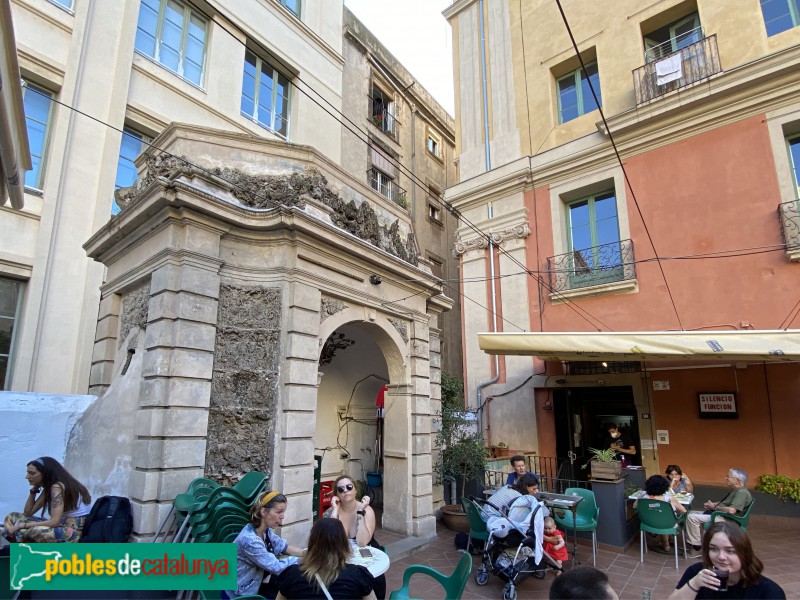 Barcelona - Verdaguer i Callís, 12. Pavelló del jardí