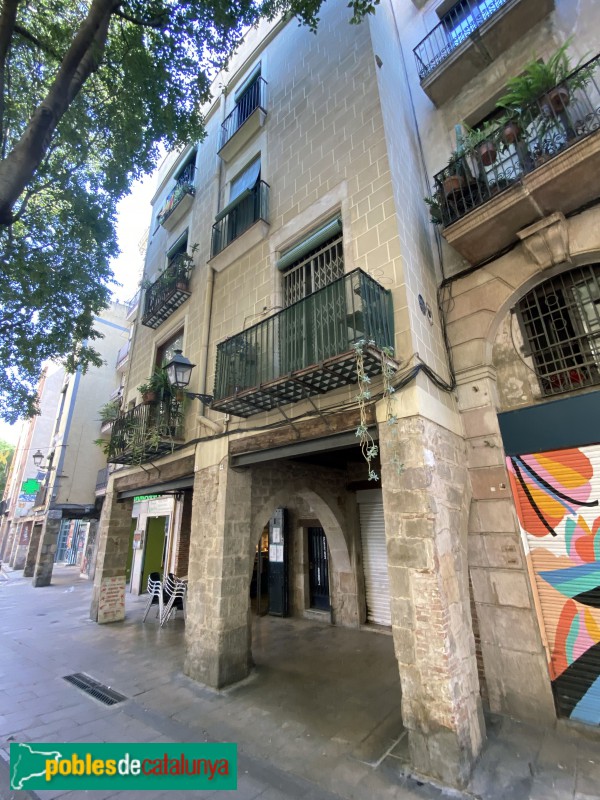 Barcelona - Casa porxada de Sant Agustí Vell