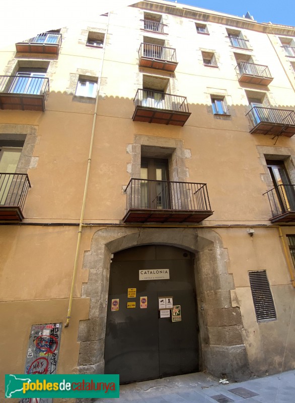 Barcelona - Carrer d'en Cortines, 25-27