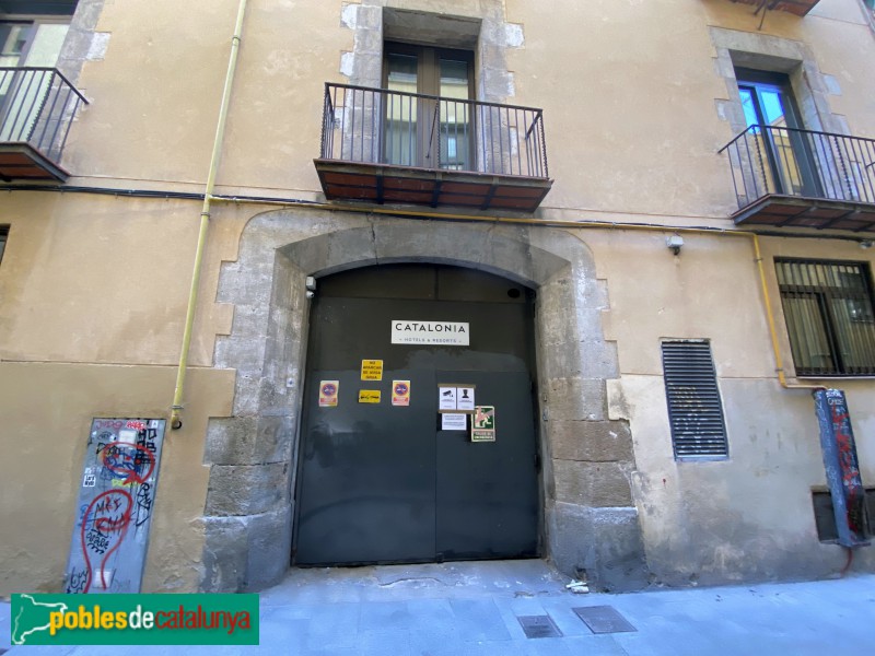 Barcelona - Carrer d'en Cortines, 25-27