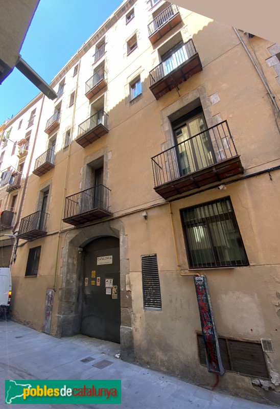 Barcelona - Carrer d'en Cortines, 25-27