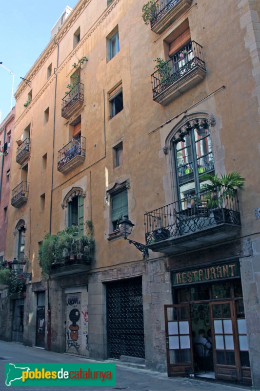 Barcelona - Casa Puigxuriguer o de la Custòdia (Foto: Albert Esteves, 2013) Barcelona - Casa Puigxuriguer o de la Custòdia