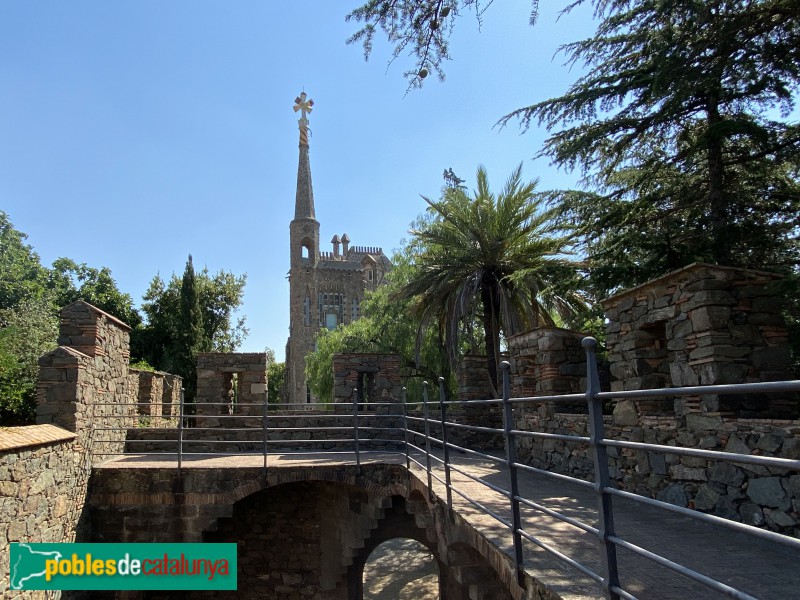 Barcelona - Torre Bellesguard. Jardí