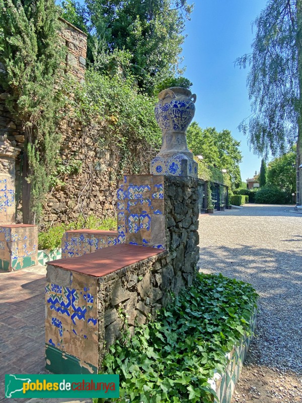 Barcelona - Torre Bellesguard. Jardí