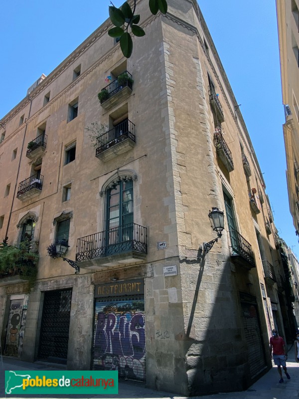 Barcelona - Casa Puigxuriguer o de la Custòdia (Foto: Albert Esteves, 2020) Barcelona - Casa Puigxuriguer o de la Custòdia