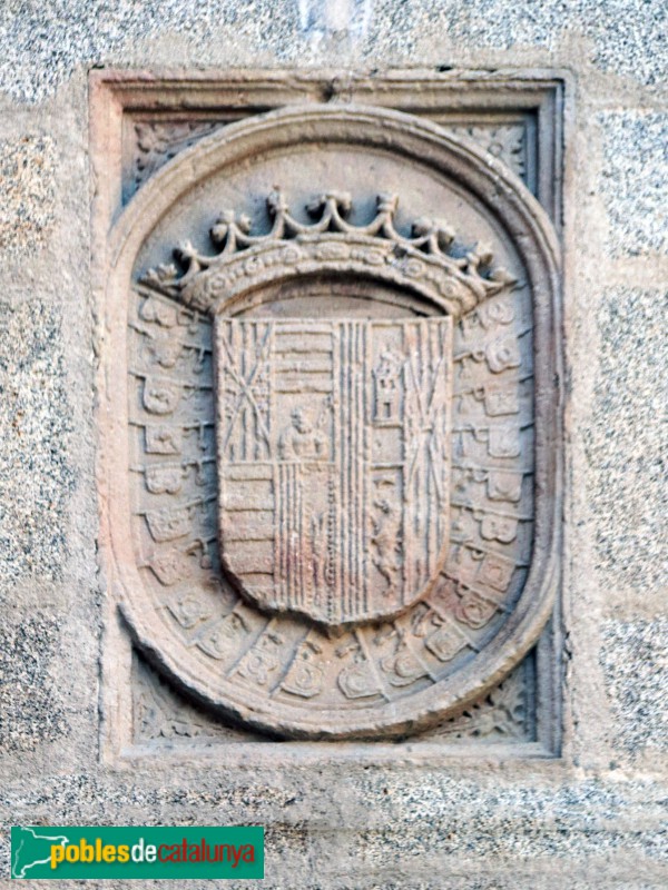 Calonge - Castell de Calonge. Escut d'Antoni Fernández de Córdoba i Folch de Cardona, duc de Sessa