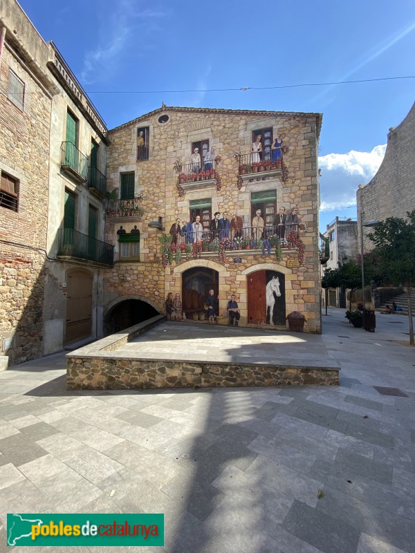 Calonge - Pintures murals de la plaça Major