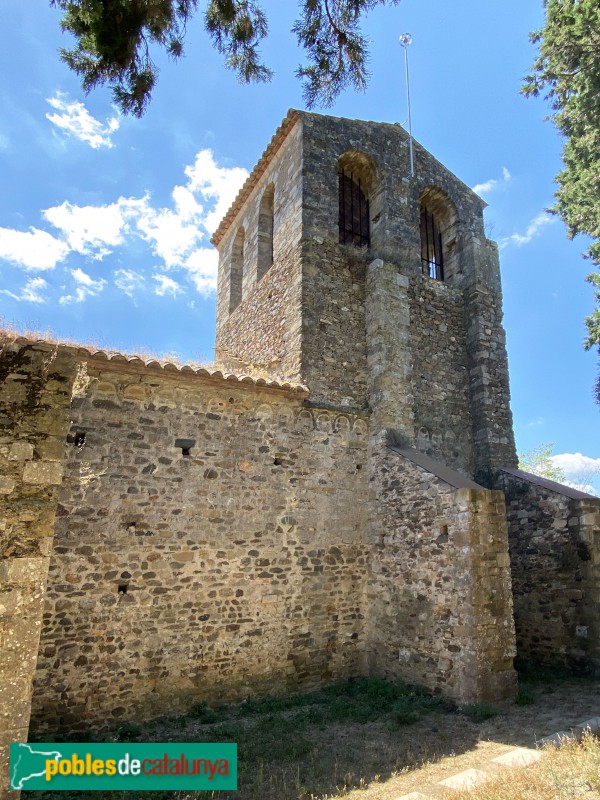 Cruïlles - Monestir de Sant Miquel de Cruïlles (Foto: Albert Esteves, 2020) Cruïlles - Monestir de Sant Miquel de Cruïlles