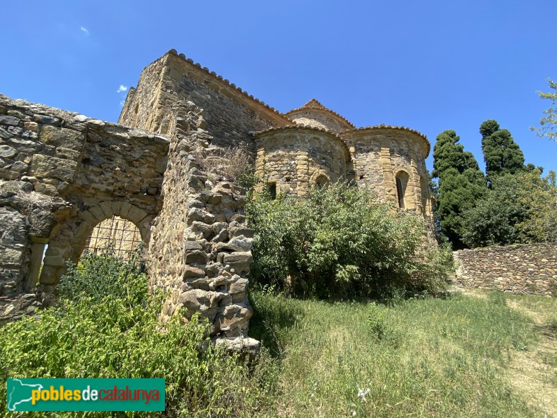 Cruïlles - Monestir de Sant Miquel de Cruïlles (Foto: Albert Esteves, 2020) Cruïlles - Monestir de Sant Miquel de Cruïlles