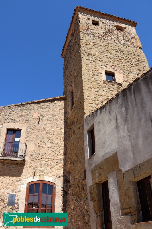 Cruïlles - Restes de les muralles (Foto: Albert Esteves, 2020) Cruïlles - Restes de les muralles