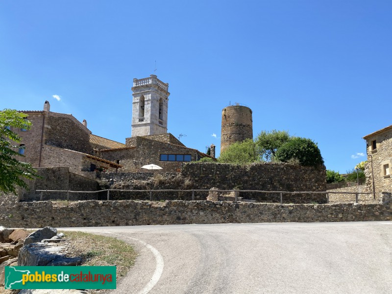 Cruïlles - Restes de les muralles (Foto: Albert Esteves, 2020) Cruïlles - Restes de les muralles