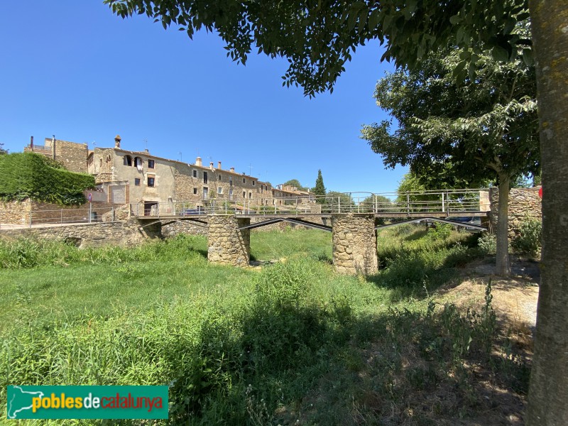 Monells - Barri de la Riera (Foto: Albert Esteves, 2020) Monells - Barri de la Riera