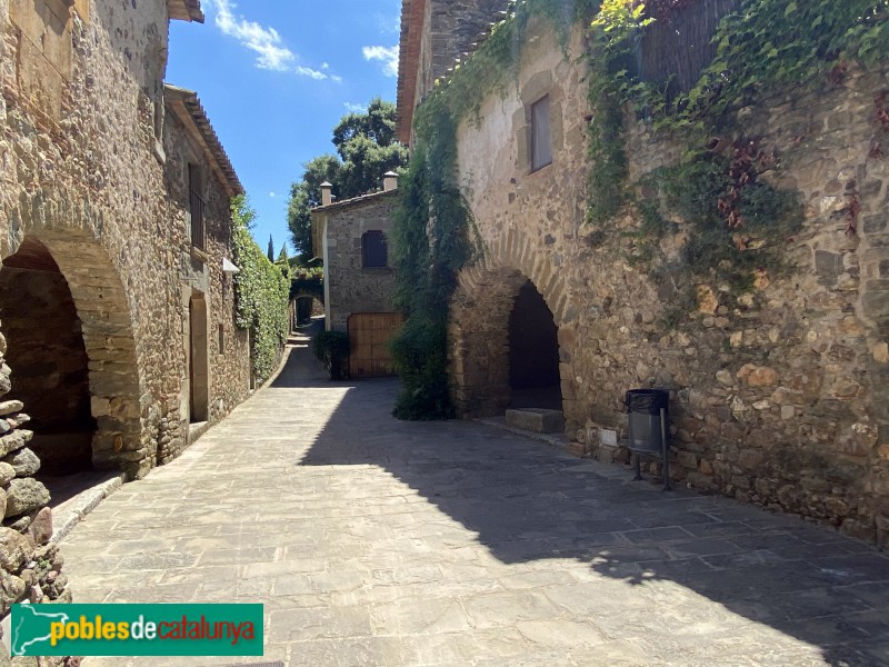 Monells - Plaça de l'Oli