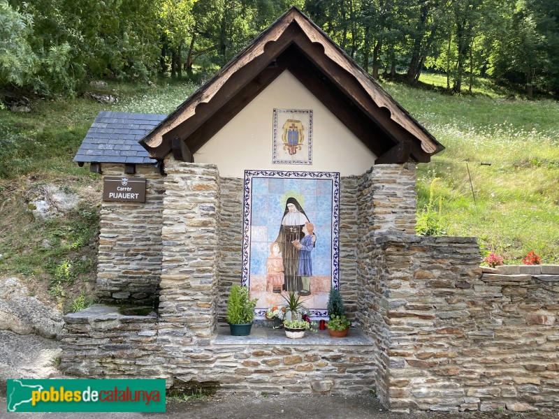 Les - Capelleta commemorativa de la Congregació de la Sagrada Família