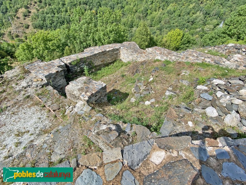 Es Bòrdes - Restes del Castell Lleó (Foto: Albert Esteves, 2020) Es Bòrdes - Restes del Castell Lleó