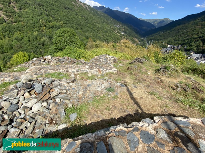 Es Bòrdes - Restes del Castell Lleó (Foto: Albert Esteves, 2020) Es Bòrdes - Restes del Castell Lleó