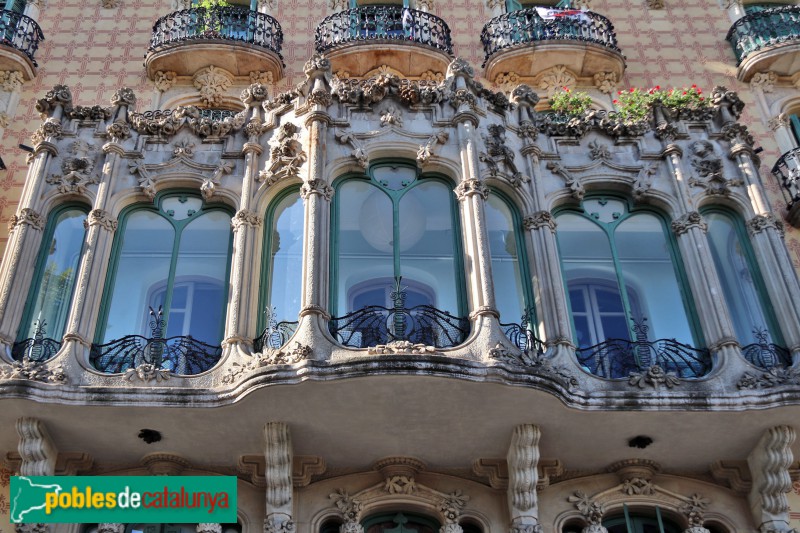 Barcelona - Plaça Lesseps, 30-32 (Cases Ramos)