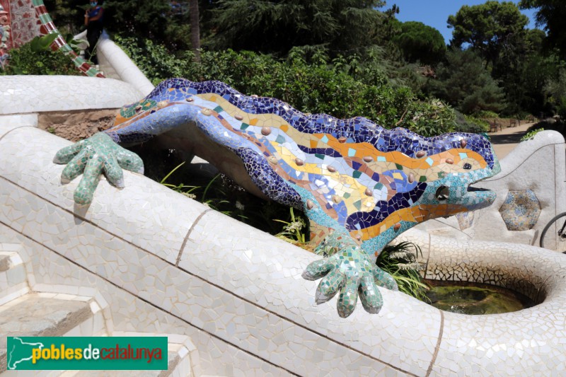 Barcelona - Park Güell, drac de l'escalinata (Foto: Albert Esteves, 2020) Barcelona - Park Güell, drac de l'escalinata