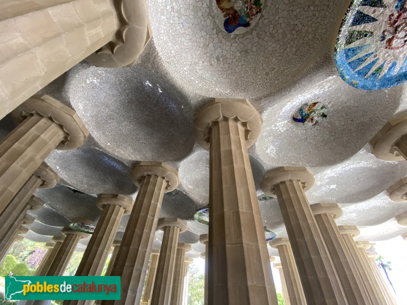 Barcelona - Park Güell. Sala hipòstila