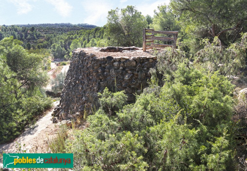 Bovera - Forn d'oli de ginebró