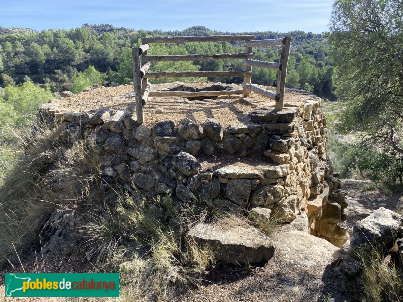 Bovera - Forn d'oli de ginebró