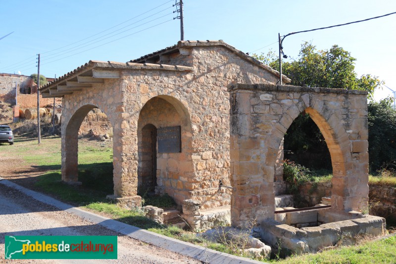 La Granadella - Pou de la Vila (Foto: Albert Esteves, 2020) La Granadella - Pou de la Vila