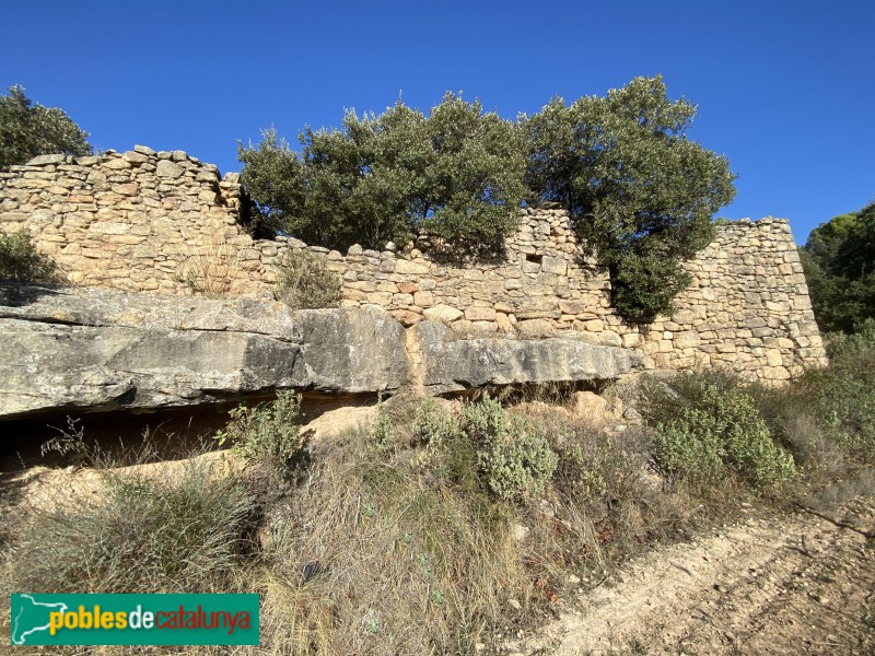 La Pobla de Cérvoles - Mas d'en Marco (Lo Castell) (Foto: Albert Esteves, 2020) La Pobla de Cérvoles - Mas d'en Marco (Lo Castell)