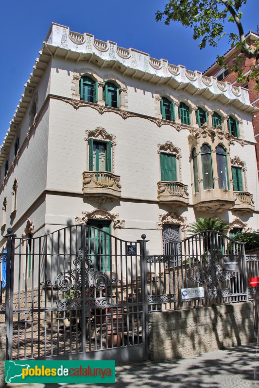 Barcelona - Passeig Bonanova, 64 (Foto: Albert Esteves, 2017) Barcelona - Passeig Bonanova, 64