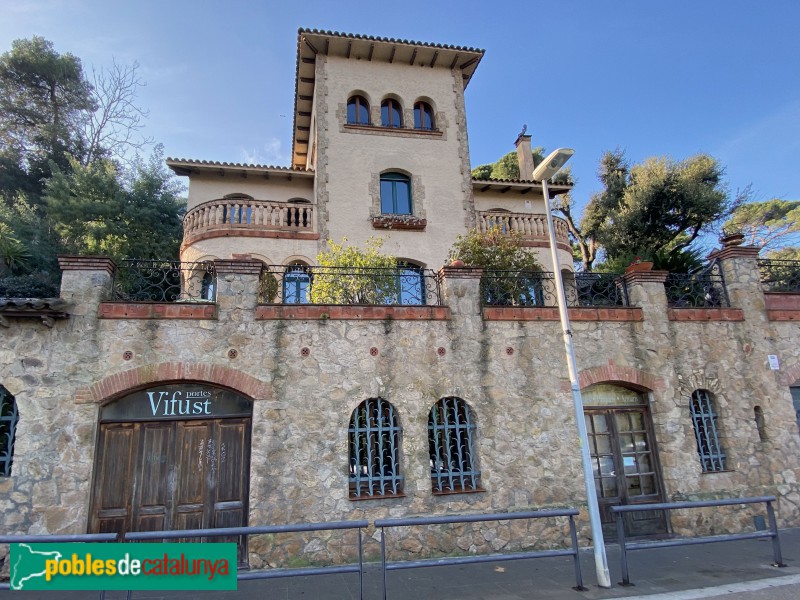 Barcelona - Reis Catòlics, 7-9 (Vallvidrera) (Foto: Albert Esteves, 2020) Barcelona - Reis Catòlics, 7-9 (Vallvidrera)