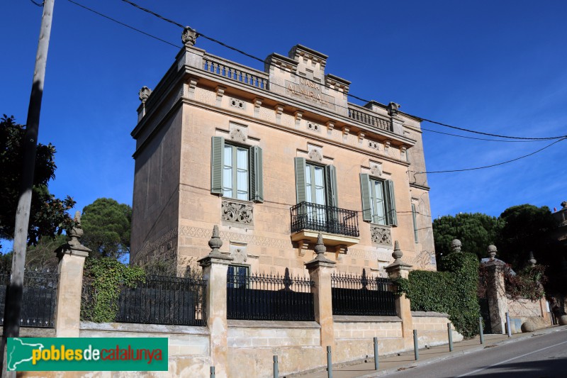 Barcelona - Casa Almirall (Tibidabo)