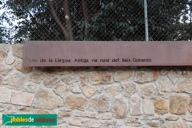 Barcelona - Antic camí de la Llegua (Foto: Albert Esteves, 2021) Barcelona - Antic camí de la Llegua