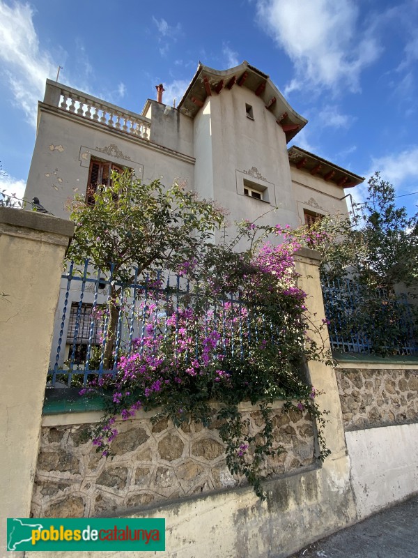 Barcelona - Carrer d'Albert Llanas, 4