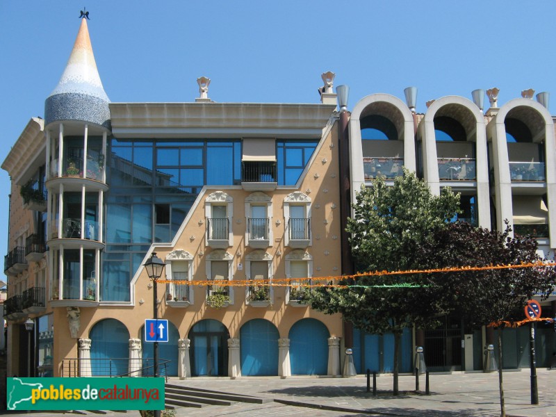 Sant Cugat del Vallès - Edifici Infiesta-Sant Cugat (II)