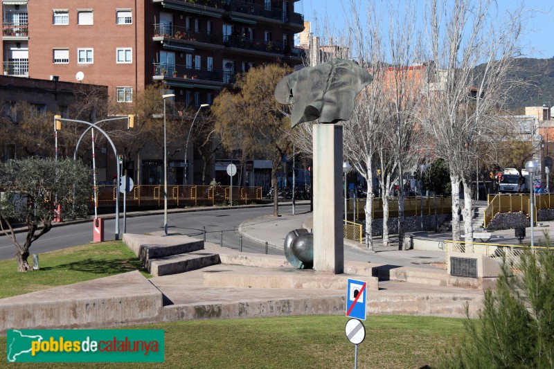 Barcelona - David i Goliat (Homenatge a les Brigades Internacionals)