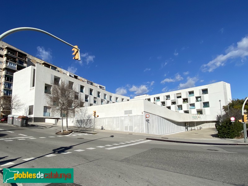 Barcelona - Casal Vall d'Hebron i habitatges Can Travi