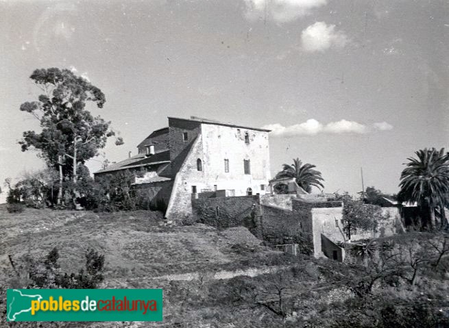 Barcelona - Can Cortada (Foto: Arxiu Municipal del Districte d' Horta-Guinardó, 1951) Barcelona - Can Cortada
