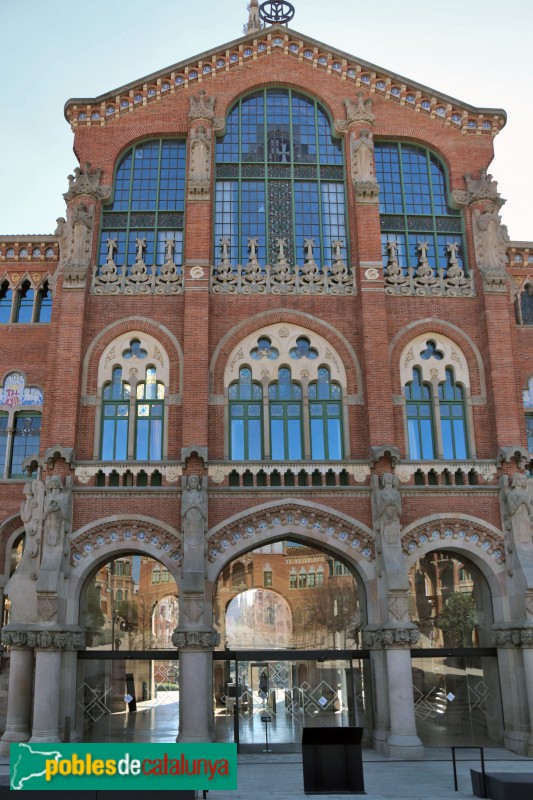 Hospital de Sant Pau - Edifici d'Administració (Foto: Albert Esteves, 2021) Hospital de Sant Pau - Edifici d'Administració