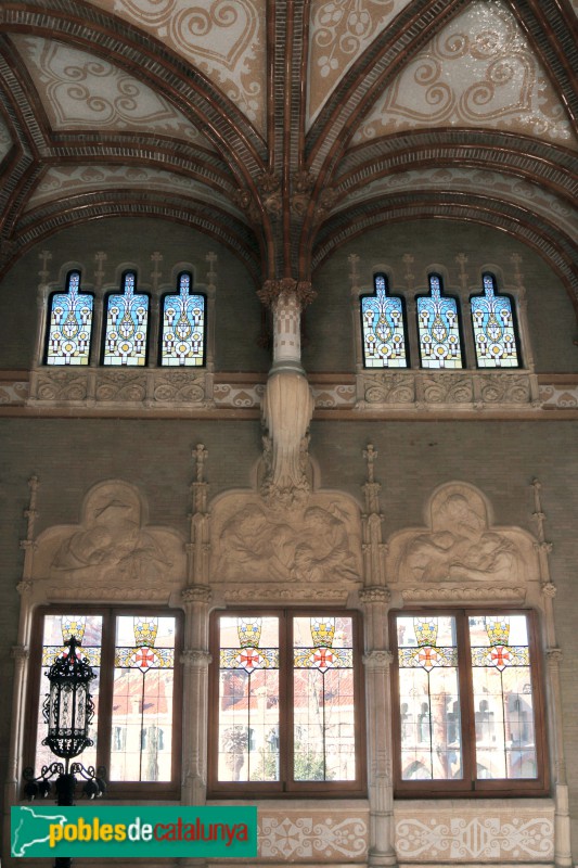 Hospital de Sant Pau - Vestíbul i escala d'honor (Foto: Albert Esteves, 2021) Hospital de Sant Pau - Vestíbul i escala d'honor